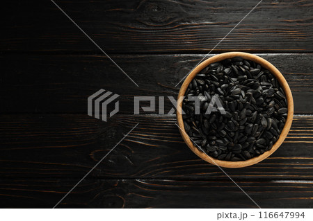 Sunflower seeds, concept of tasty snack, concept of harvest 116647994