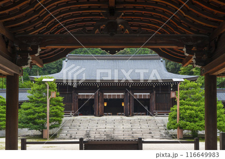 近江神宮　外拝殿　内拝殿（滋賀県大津市） 116649983