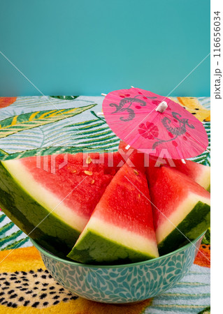 slices of watermelon 116656034