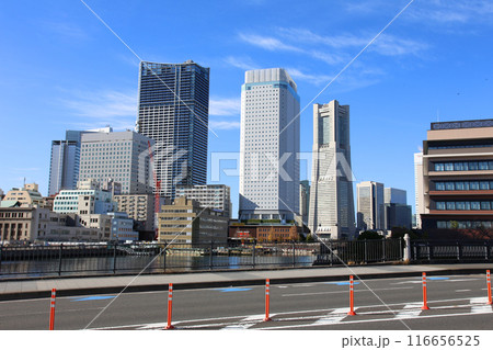 横浜観光　横浜　横浜エアキャビン　横浜日本大通り　横浜公園 彼我庭園　横浜みなとみらい　神奈川県庁 116656525