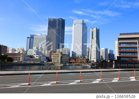 横浜観光　横浜　横浜エアキャビン　横浜日本大通り　横浜公園 彼我庭園　横浜みなとみらい　神奈川県庁 116656526