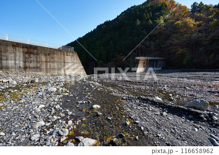 山梨県　大城川砂防ダム上流 116658962