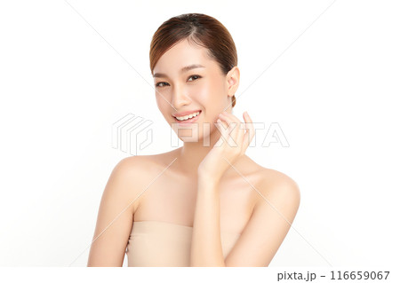Beautiful young asian woman with clean fresh skin on white background, Face care, Facial treatment, Cosmetology, beauty and spa, Asian women portrait. 116659067