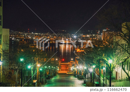 【#函館】八幡坂から見た夜景 【#函館】八幡坂から見た夜景 116662470