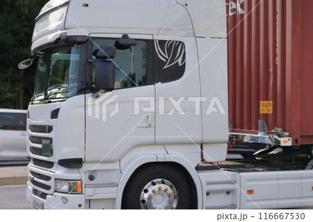トレーラートラック　イメージ 116667530