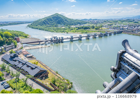 国宝・犬山城天守閣　360度回廊　西側 116668979