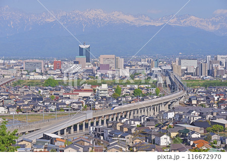 北陸新幹線　富山県富山市 116672970