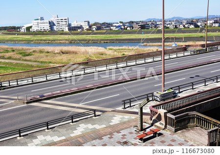 栃木県小山市 思川と観晃橋とたもとの休憩スペース 栃木県小山市 思川と観晃橋とたもとの休憩スペース 116673080