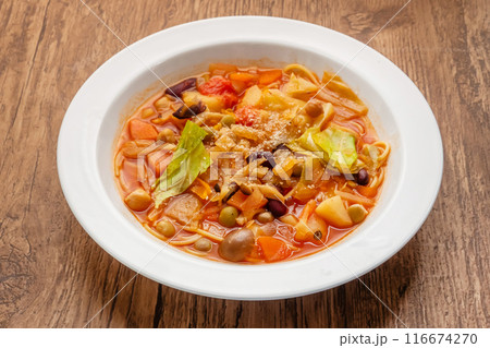 パスタ　Spaghetti made at an outdoor party 116674270