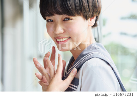 笑顔の女子高生 笑顔の女子高生 116675231