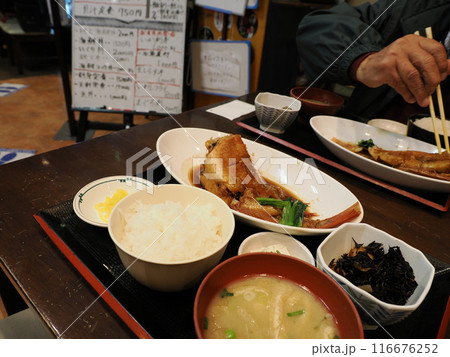 お食事処福魚の鯛のあら炊き定食 福岡県福岡市中央区長浜 お食事処福魚の鯛のあら炊き定食 福岡県福岡市中央区長浜 116676252