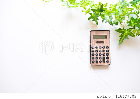 茶色い計算機 116677385