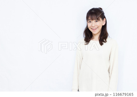 笑顔の女性 笑顔の女性 116679165
