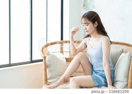 若い女性 ボディケア ビューティーイメージ 若い女性 ボディケア ビューティーイメージ 116681209