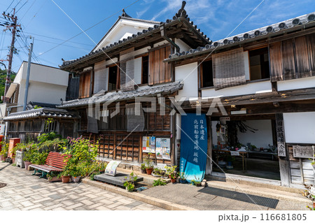 初秋の坂越　旧坂越浦会所の風景　兵庫県赤穂市 116681805