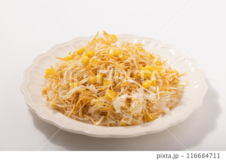 キャベツとコーンのパリパリ麺サラダ 116684711