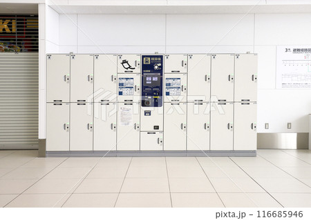新千歳空港国際線ターミナル3F出発ロビーのコインロッカー 116685946