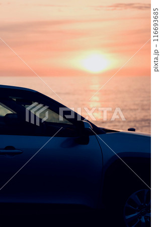 自動車と朝日 自動車と朝日 116693685