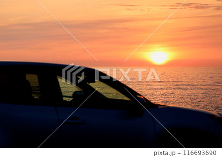 自動車と朝日 自動車と朝日 116693690