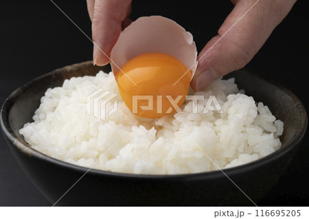 卵かけご飯　炊きたてご飯 116695205