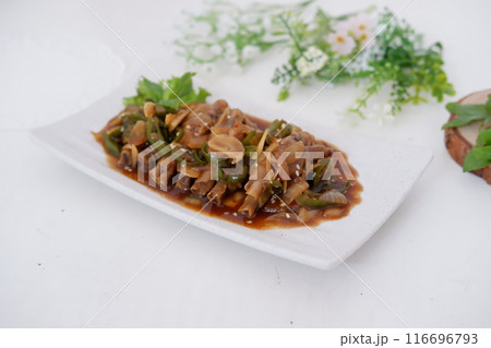 delicious spicy black pepper chicken feet as a background delicious spicy black pepper chicken feet as a background 116696793