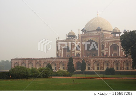 インド デリーのフマーユーン廟 116697292