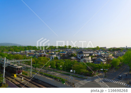 【大阪府】4月・北千里駅前の街風景 【大阪府】4月・北千里駅前の街風景 116698268