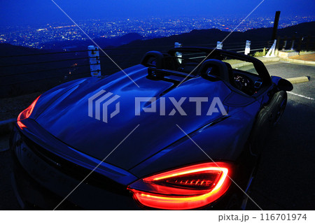 ピカピカの黒いオープンカー ピカピカの黒いオープンカー 116701974