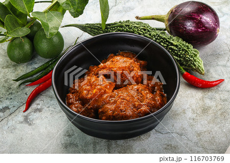 Kashmiri aloo dum - potato stuffed cheese 116703769