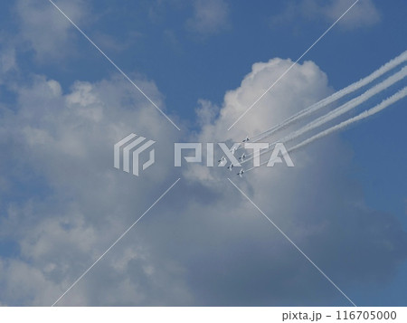 芦屋基地航空祭　ブルーインパルス 116705000