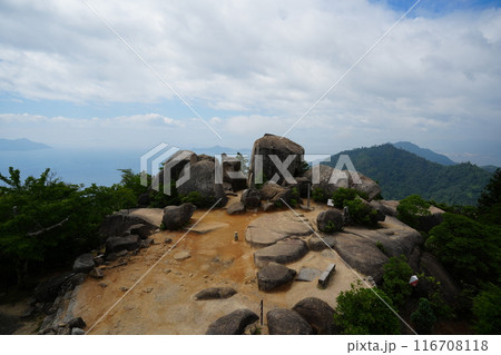 弥山山頂の登山道 116708118