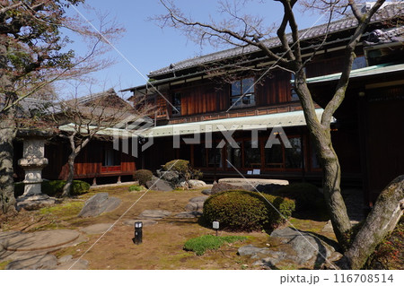 旧朝倉家住宅 旧朝倉家住宅 116708514