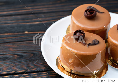 Caramel chocolate cake Caramel chocolate cake 116711142