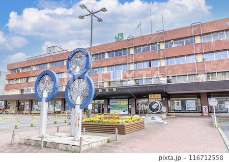 北海道釧路市　晴天のJR釧路駅 116712558