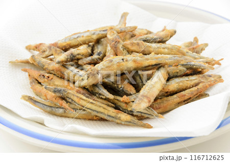 キビナゴの唐揚げ キビナゴの唐揚げ 116712625