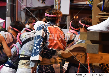 佐原の大祭の曲曳き　千葉 116716852