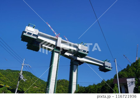 新名神の巨大な建設現場 116721936