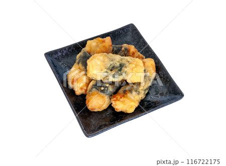 梅シソ巻き鶏の唐揚げ【白背景・切り抜き】 116722175