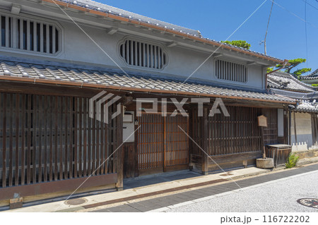 大阪　岸和田市本町　旧紀州街道沿いの街並み 116722202