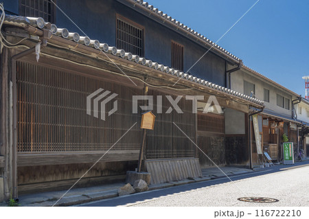 大阪　岸和田市本町　旧紀州街道沿いの街並み 116722210