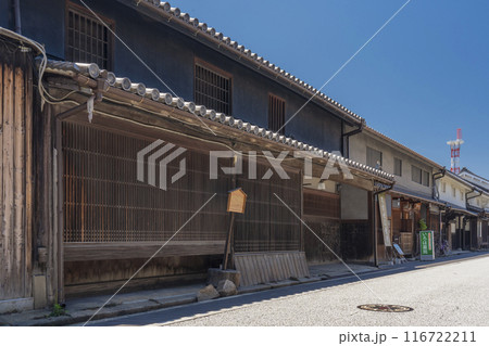 大阪　岸和田市本町　旧紀州街道沿いの街並み 116722211