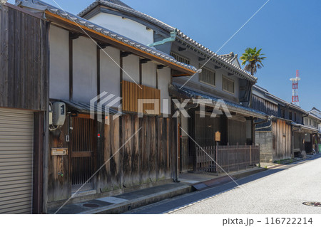 大阪　岸和田市本町　旧紀州街道沿いの街並み 116722214