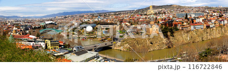 Beautiful view of Kura river and Bridge of Peace in Tbilisi 116722846