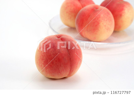新鮮な桃 116727797