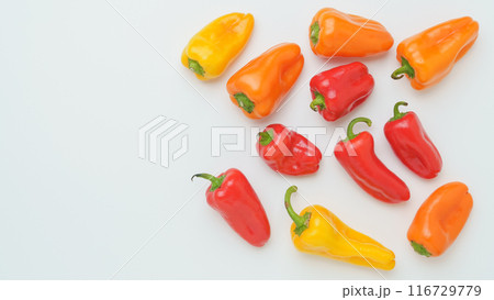 カラフルなパプリカ 116729779
