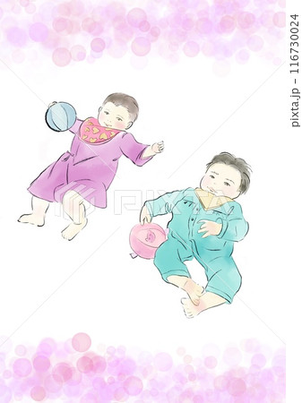 ボールを持って寝転ぶ2人の赤ちゃん 116730024