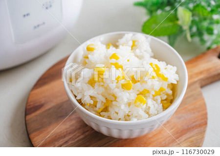とうもろこしご飯　塩味 116730029