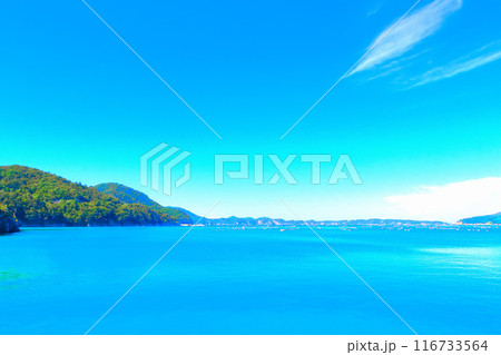 牡鹿半島野々浜の大空と青い海 牡鹿半島野々浜の大空と青い海 116733564