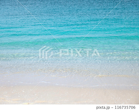White sandy beach aesthetic background White sandy beach aesthetic background 116735706