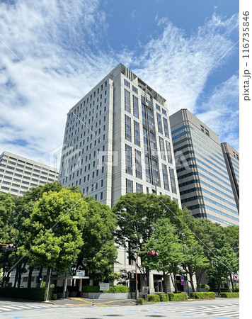 弁護士会館ビル(写真中央。東京都千代田区霞が関) 弁護士会館ビル(写真中央。東京都千代田区霞が関) 116735846